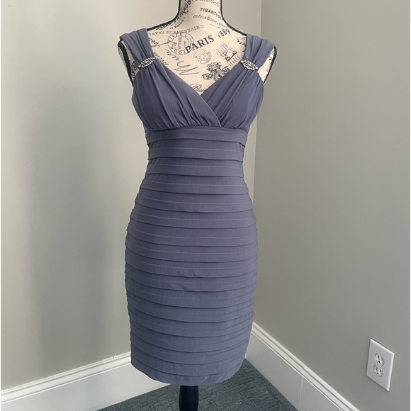 Collection Dress-barn Fancy Spring Dress.    Bag23 - Picture 1 of 8